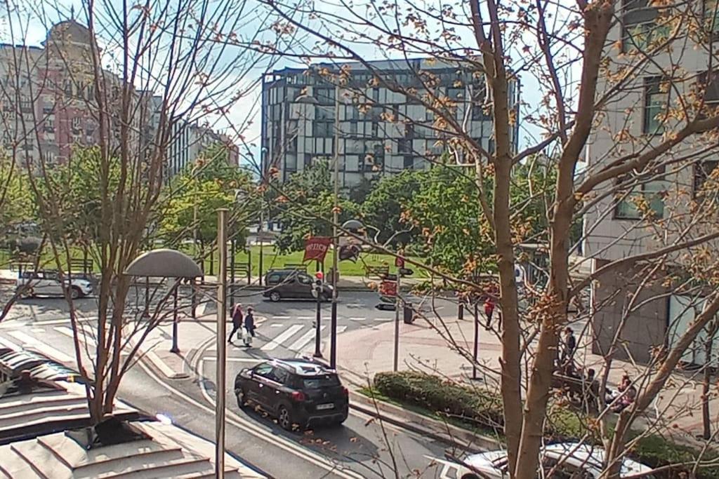 Apartamento Guggenheim Centrico Y Confortable Bilbao Eksteriør bilde